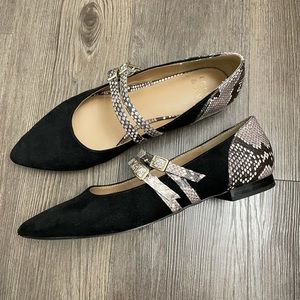 Women’s Size 8 Black Flats
